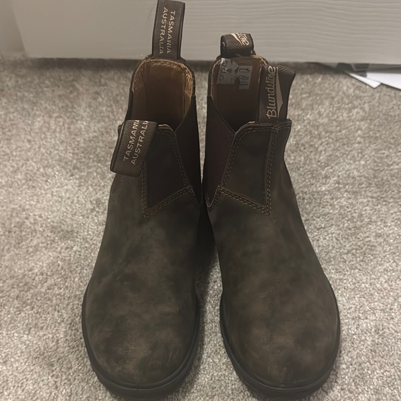 Blundstone Women’s Chelsea Brown Leather Boots - Picture 5 of 5